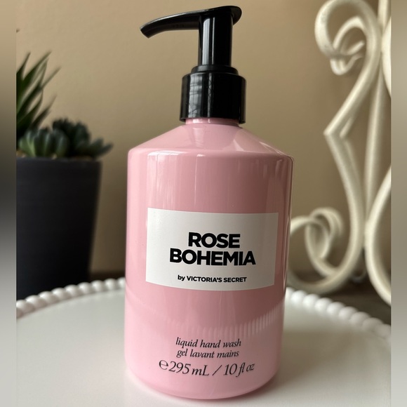 Victoria's Secret Rose Bohemia Liquid Hand Wash - Picture 1 of 2